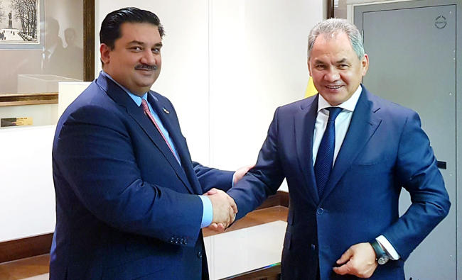 Pakistan’s Defense Minister Khurram Dastgir Khan met his Russian counterpart, General Sergei Shoigu, in Moscow and discussed defense relations between the two nations on April 4, 2018. (Photo courtesy: Defense Ministry)