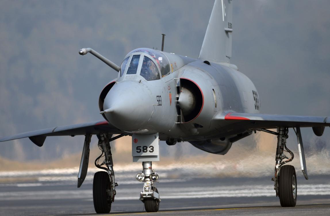 A Mirage aircraft of the Pakistan Air Force (PAF) prepares for a first test run at the Pakistan Aeronautical Complex after an overhaul at the Mirage Rebuild Factory (MRF) in Kamra, west of the capital Islamabad. (AFP)