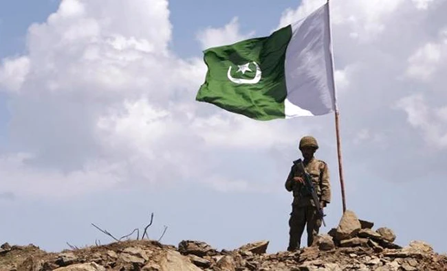 An Afghan official says Pakistani forces have crossed into eastern Afghanistan and clashed with Afghan troops. (REUTERS photo)