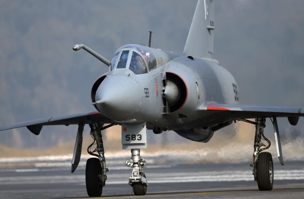 A Mirage aircraft of the Pakistan Air Force (PAF) prepares for a first test run at the Pakistan Aeronautical Complex after an overhaul at the Mirage Rebuild Factory (MRF) in Kamra, west of the capital Islamabad. (AFP)