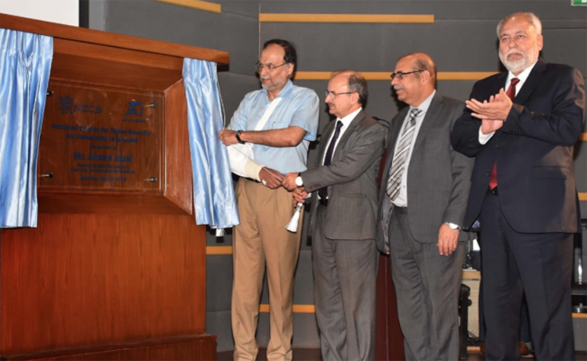 Interior Minister Ahsan Iqbal, left, inaugurated Pakistan’s first National Center for Cyber Security at Air University, Islamabad, on May 21, 2018. (Photo courtesy: Ministry of Planning, Development and Reform/Twitter)