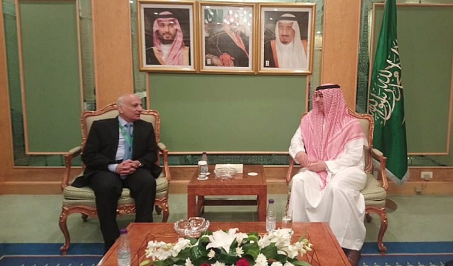 Pakistan's Additional Secretary Information Shafqat Jalil spoke to the Saudi Minister of Culture and Information, Dr Awad bin Saleh Al Awad to discuss cooperation in the fields of media and culture. (Photo courtesy: @DanyalGilani/Twitter)