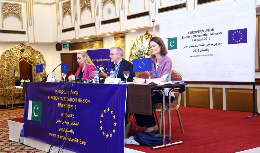 Chief Observer Michael Gahler addresses a press conference in Islamabad as the EU Election Observation Mission begins its work in Pakistan. (Photo by EU Observer Mission)