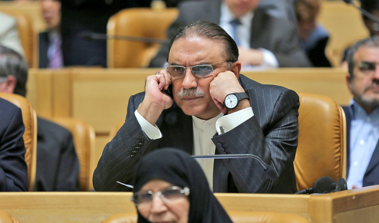 FIA has summoned Asif Ali Zardari and his sister Faryal Talpur in connection with a Rs35 billion ($0.29 billion) money-laundering scam, said FIA official. (ATTA KENARE/AFP)