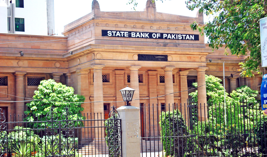 The State Bank of Pakistan (SBP) has instructed all banks in the country to provide details of Pakistan Tehreek-e-Insaf’s (PTI) foreign funding from 2009 to 2013 to the Election Commission of Pakistan. (Shutterstock photo)