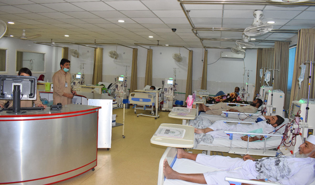 Pakistan ranks eight in kidney diseases causing 20,000 deaths every year. About 40 poor patients are undergoing free of cost dialysis every day. (Photo courtesy: Dr. Farook Rasheed)