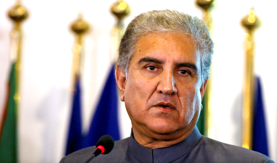 Pakistan's new Foreign Minister Shah Mehmood Qureshi listens during a news conference at the Foreign Ministry in Islamabad, Pakistan Aug. 20, 2018. (REUTERS)