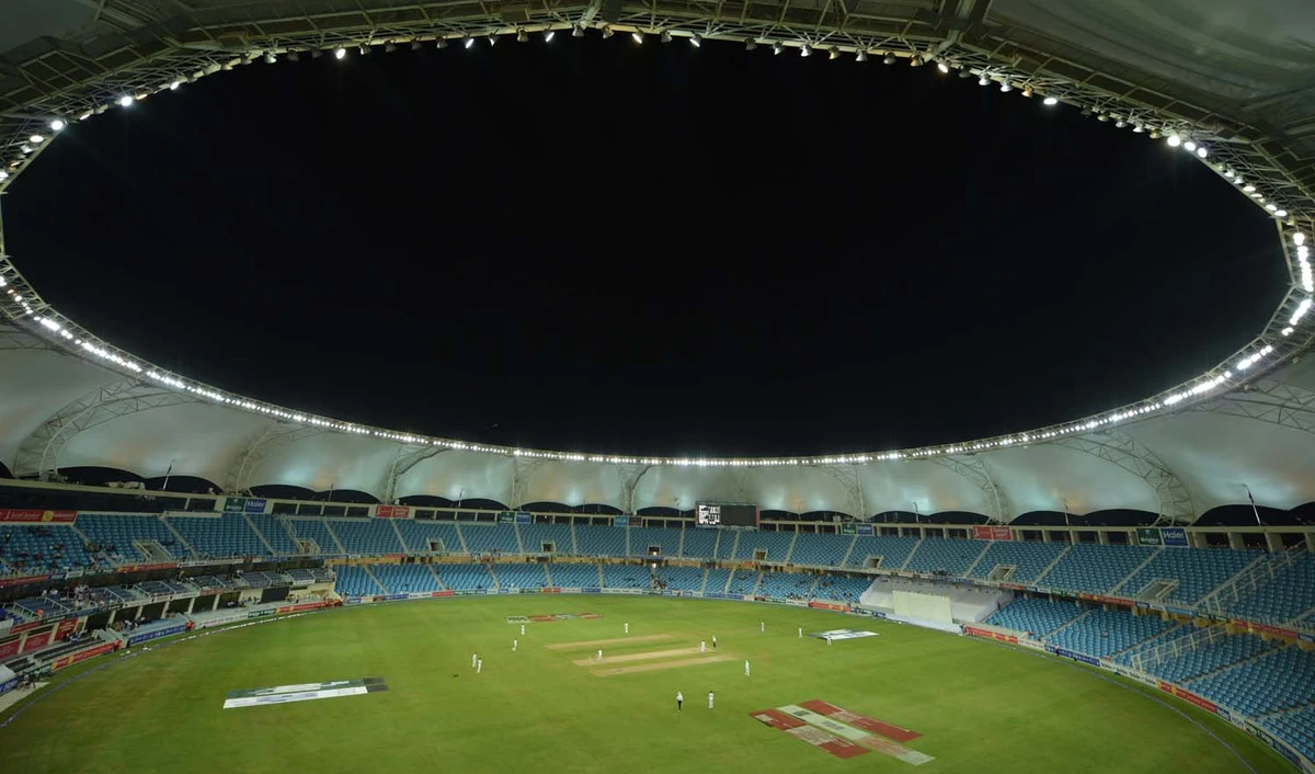 A general view shows the empty stadium on the opening day of the first day-night Test between Pakistan and the West Indies at the Dubai International Cricket Stadium in the Gulf Emirate on Oct. 13, 2016. (AAMIR QURESHI/AFP/FILE)