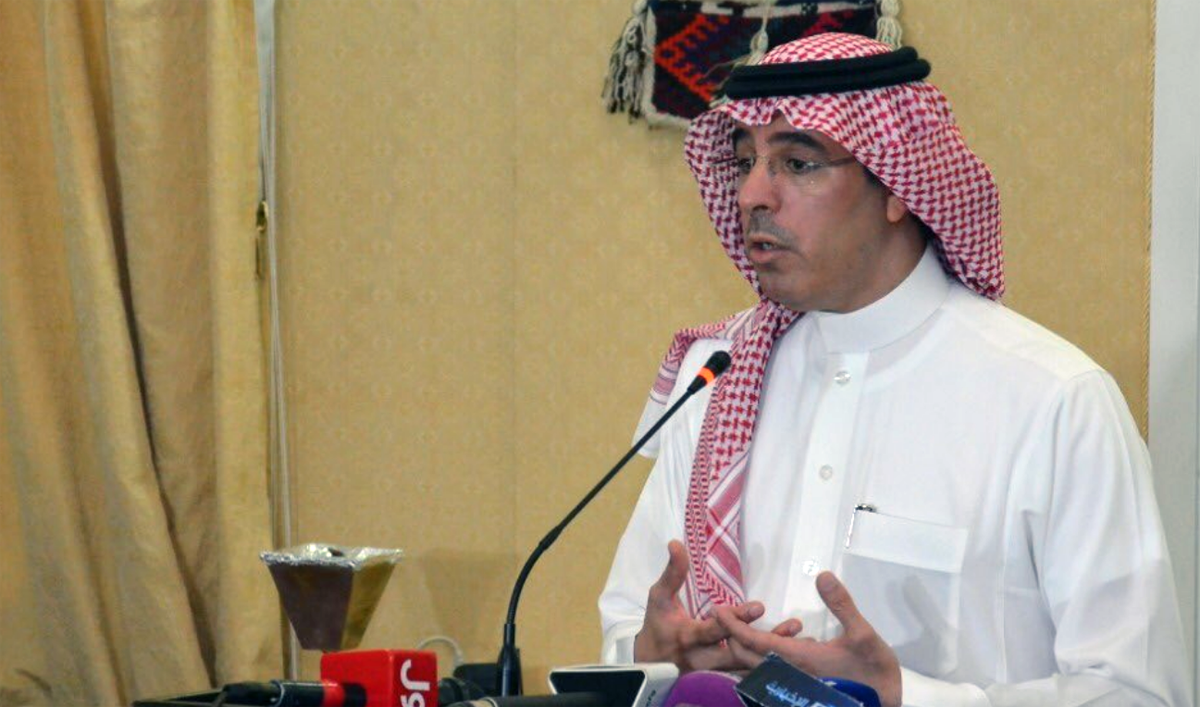 Dr. Awwad bin Saleh Al-Awwad, Information Minister of Saudi Arabia talking to media on Friday night during a dinner hosted by Saudi ambassador in Pakistan Nawaf Al-Malki, Islamabad. (Photo courtesy: Embassy of Saudi Arabia in Islamabad)