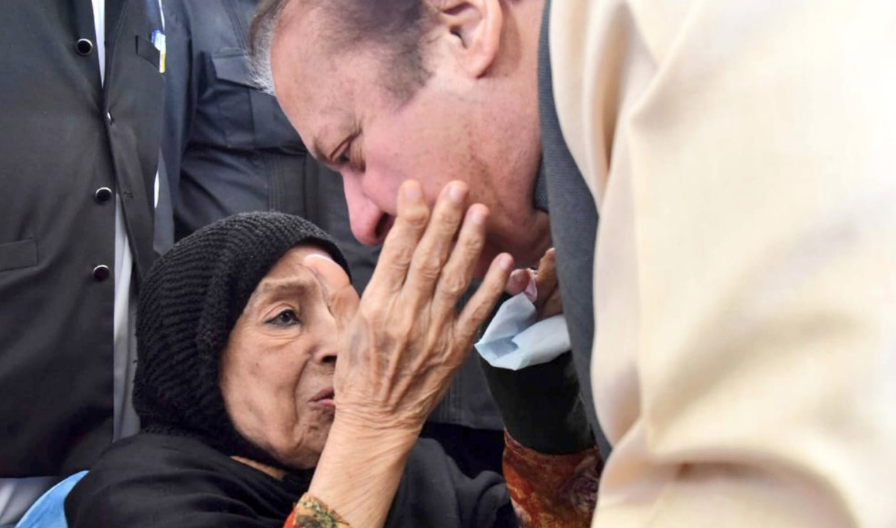 Former prime minister Nawaz Sharif, right, with his mother before returning back to jail after. Nawaz Sharif, his daughter Maryam and son-in-law Safdar, who are serving prison sentences in Adiala Jail since July 2018, were granted with five-day parole to attend the funeral of Nawaz sharif's wife, Kulsoom Nawaz. (Photo courtesy: PMLN)