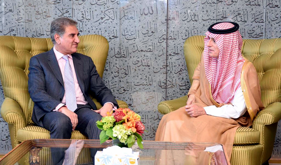 Pakistani Foreign Minister Shah Mahmood Qureshi met with his Saudi counterpart Adel Al-Jubeir in New York. (PID photo)