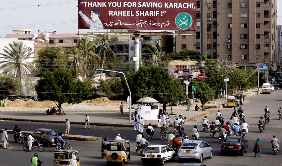 At least 15 people, mostly women and schoolgirls, were killed in two separate road accidents in Pakistan. (REUTERS/photo)