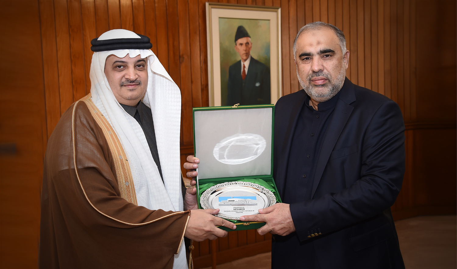 Speaker National Assembly Asad Qaiser presented a Souvenir to Ambassador of Kingdom of Saudi Arabia to Pakistan Nawaf bin Saeed Al-Malki at Parliament House on Friday (Photo courtesy: Press Information Department – PID)