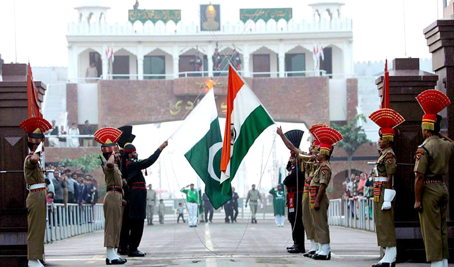 Beating Retreat ceremony at Wagah border where Indian and Pakistani flags are lowered at the end of every day in a perfectly coordinated manner with both sides flashing pride and patriotism. (Photo courtesy: Global Risk Insight)