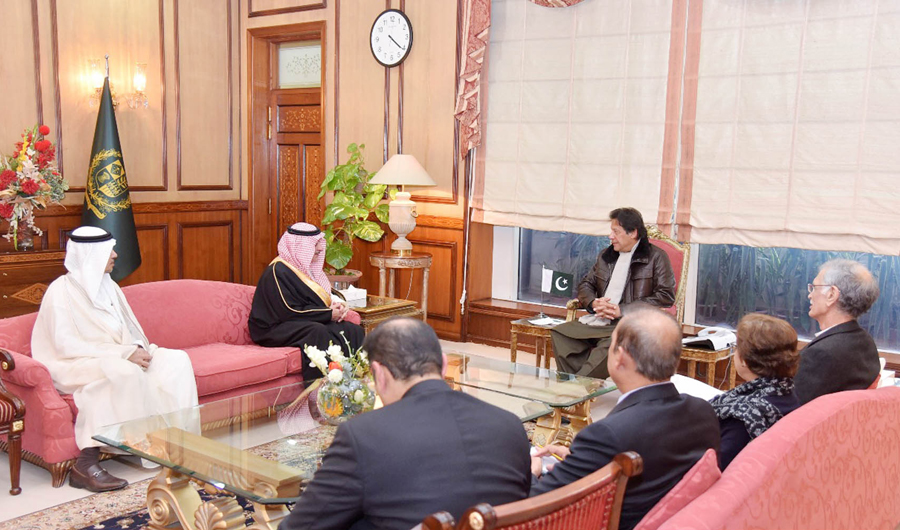 Prime Minister Imran Khan met Governor of Tabuk, Prince Fahad bin Sultan bin Abdulaziz Al Saud, in Islamabad on Monday. (PID)