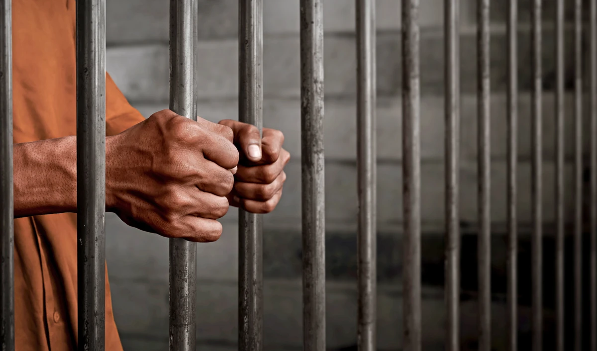 “For the first time ever we have decided to form a joint committee to resolve issues relating to prisons and imprisoned Pakistanis in #UAE,” Sayed Zulfiqar Bukhari, special assistant to the Prime Minister for Overseas Pakistanis said in a Twitter post. (Shutterstock)