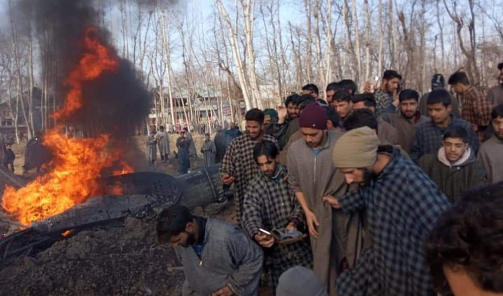 Pakistan’s military spokesman Major General Asif Ghafoor, on Wednesday, said that Pakistan Air Force (PAF) shot down two Indian aircraft and arrested one pilot. (Photo courtesy: Radio Pakistan)