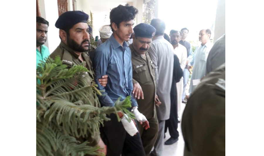 A student who killed his professor in Bahawalpur on Wednesday for organizing a mixed-gender reception in his college was taken into custody by police. (Photo courtesy: social media)