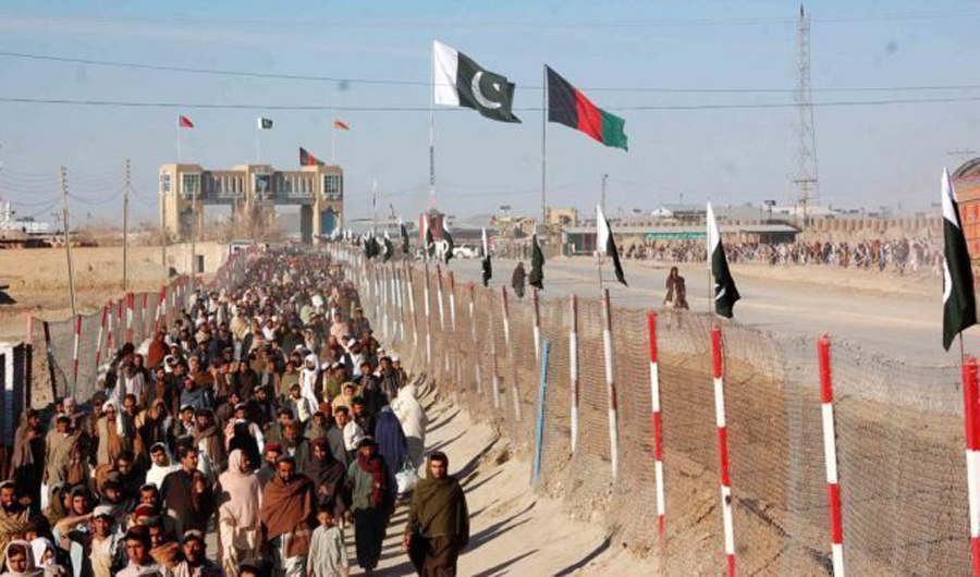 Afghanistan’s Ministry of Foreign Affairs announced on Thursday that the administration in Kabul had decided to return its ambassador to Islamabad after Pakistan clarified Prime Minister Imran Khan’s remarks that sparked a diplomatic misunderstanding between the two countries. (AFP)