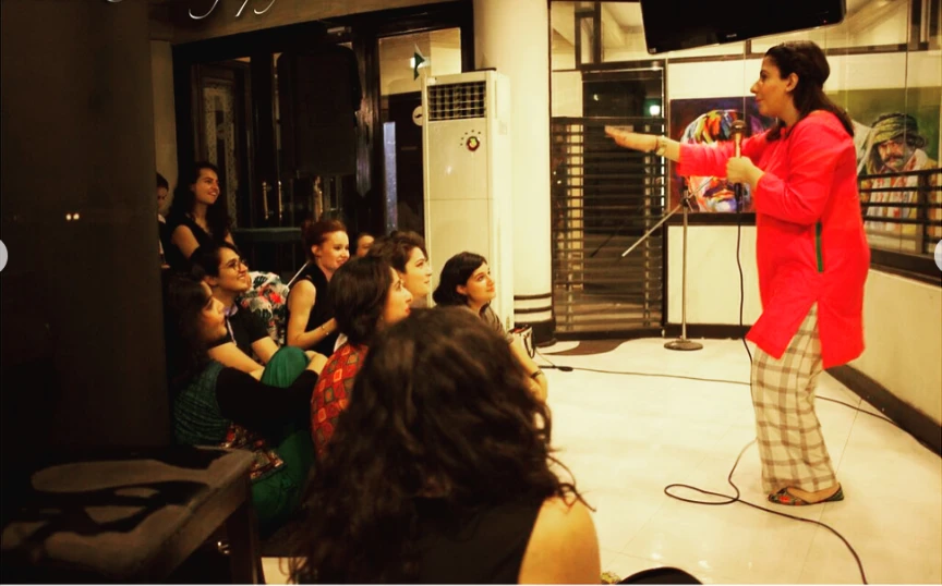 Sehar Tariq of Islamabad Auratnaak performing at one of the group's sold-out shows in 2017. (Photo Courtesy Auratnaak)