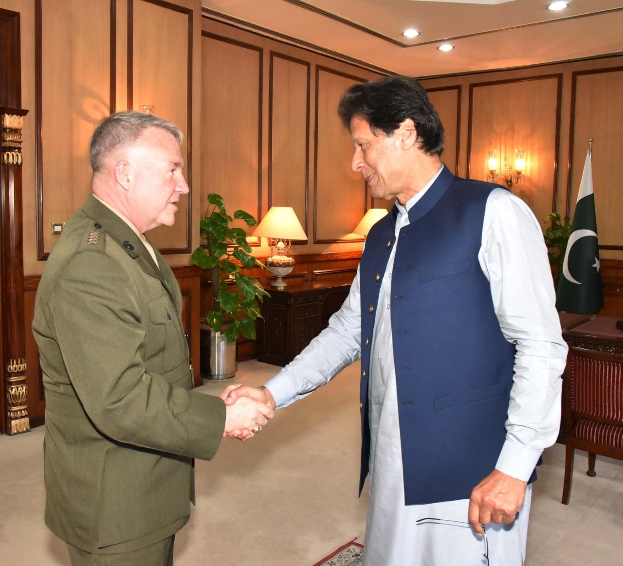 Commander US Central Command General Kenneth F. McKenzie met with Pakistan’s Prime Minister Imran Khan at his office in Islamabad on Monday. (Photo PM Office)