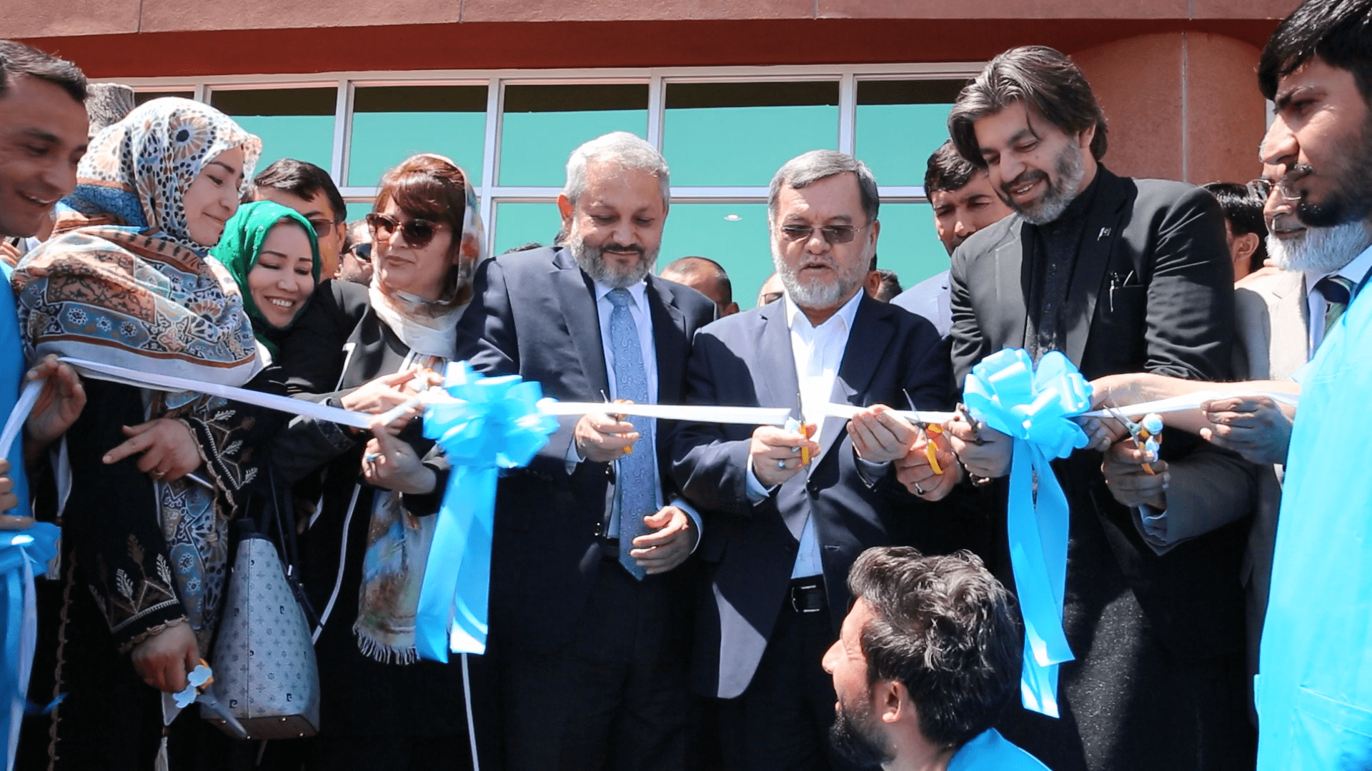In this picture, Afghan and Pakistani officials are cutting ribbon during the hospital inauguration ceremony in Kabul, Afghanistan, on Saturday. (Courtesy: Afghan Health Ministry)