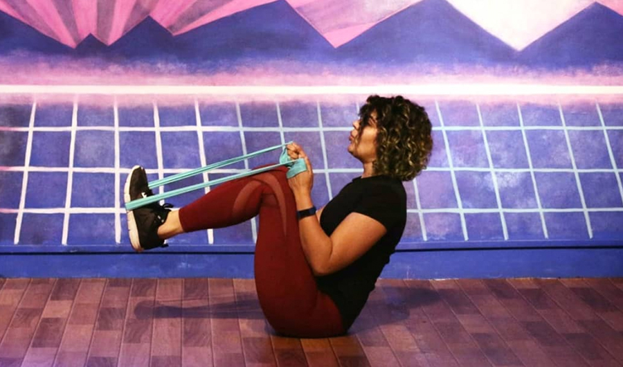 Sundus Jamil of The Space demonstrating a HITT work out (image via The Space Instagram)