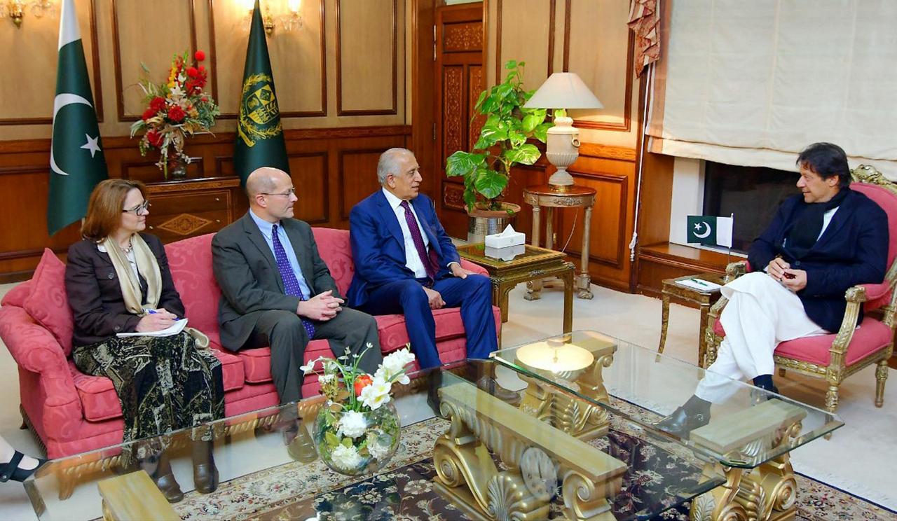 In this January 18, 2018 file photo, Pakistani Prime Minister Imran Khan (R) speaks with US special envoy Zalmay Khalilzad (3rd L) during a meeting at the Prime Minister's office in Islamabad. Khalilzad held talks with Pakistan’s additional secretary, Aftab Khokhar, and his team at the Ministry of Foreign Affairs in Islamabad on Sunday. (PID)