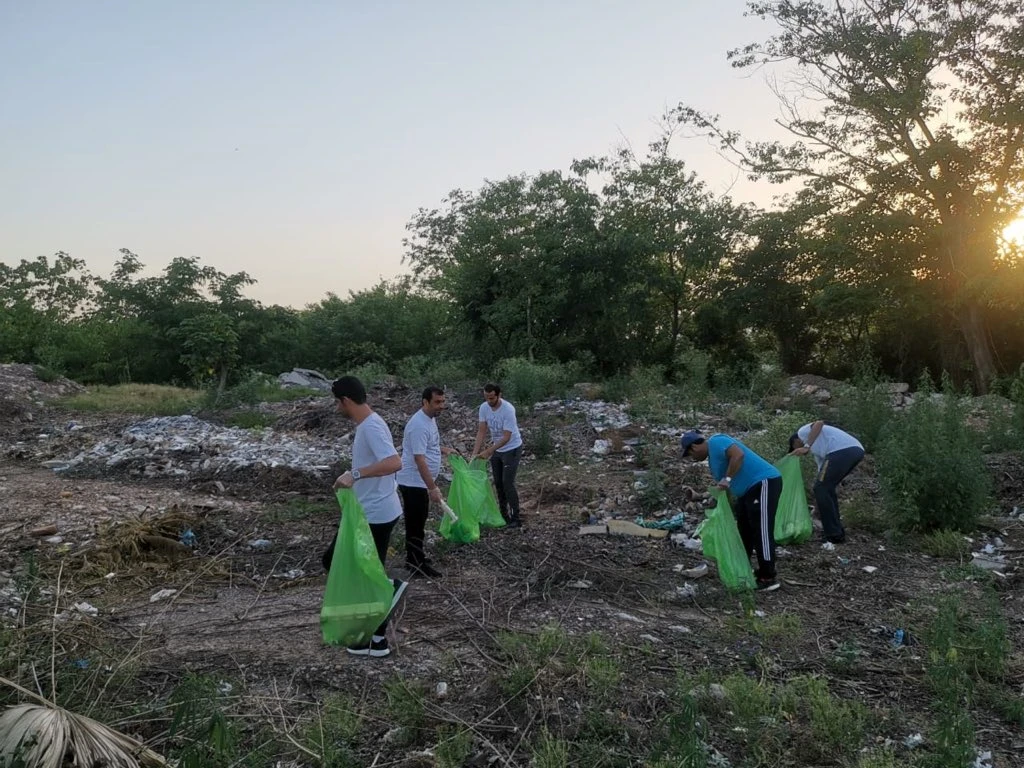Embassy of United Arab Emirates (UAE) in Islamabad launched an initiative to clean the diplomatic enclave in Pakistan's federal capital from plastic waste disposals. (Photo Courtesy – UAE Embassy)