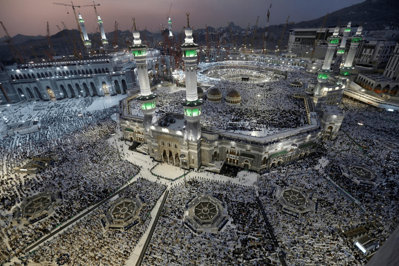 Muslim pilgrims pray around the holy Kaaba at the Grand Mosque, during the annual Hajj pilgrimage in Makkah September 27, 2014. (Reuters)