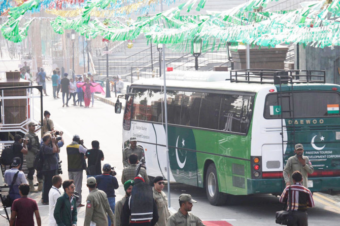 Friendship Coach (Dosti Bus) passing through the gates at the Wahga-Attari border. (AN photo by Malik Shafiq)