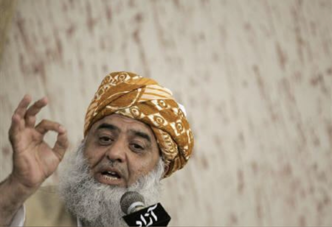In this May 23, 2007 file photo, Maulana Fazal-ur-Rehman can be seen addressing a gathering in Karachi. (Reuters)