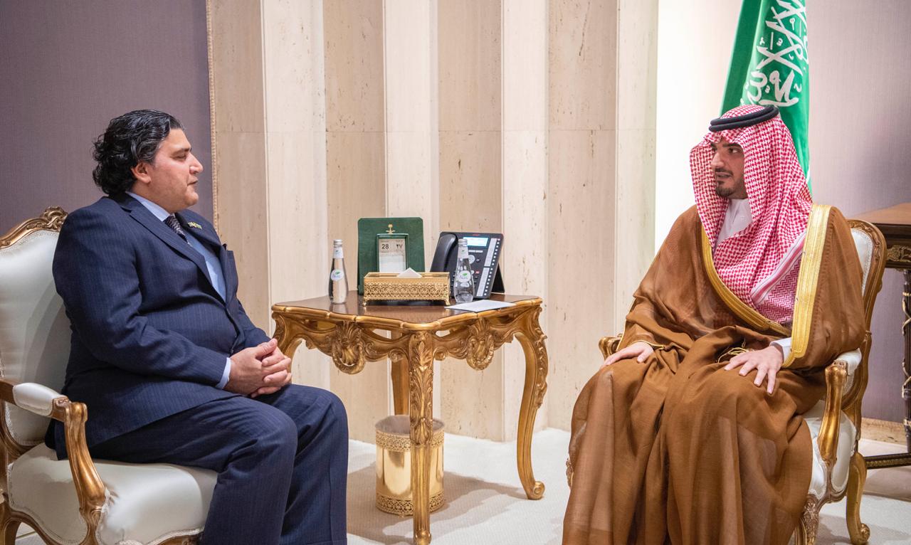 Pakistan's ambassador to Saudi Arabia, Raja Ali Ejaz, calls on Saudi Arabia's Minister of Interior Prince Abdulaziz bin Saud bin Naif at his office in Jeddah on August 28, 2019. (Photo Courtesy – Pakistan Consulate in Jeddah)