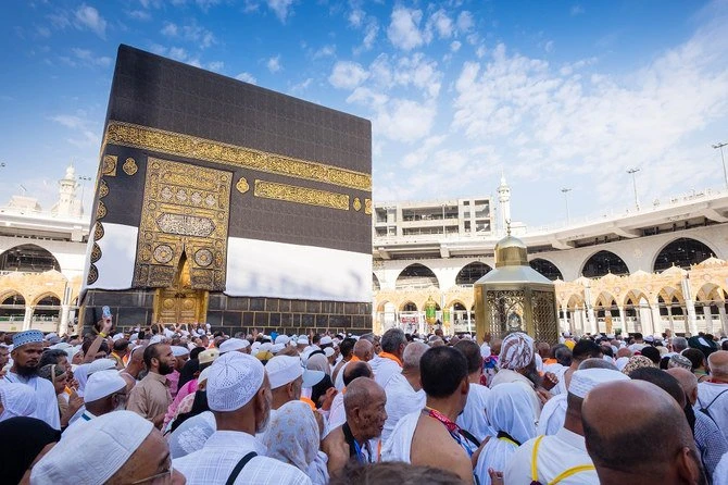 Ministry official Ayman Al-Arfaj said two additional Twitter accounts, @mohu_En and @mohu_INTL, were launched to reach a wider audience. (Shutterstock)