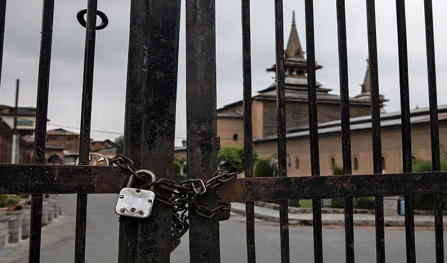 Jamia Masjid is seen locked during restrictions ahead of Eid-al-Adha after scrapping of the special constitutional status for Kashmir by the government, in Srinagar. ( Credit: Reuters )