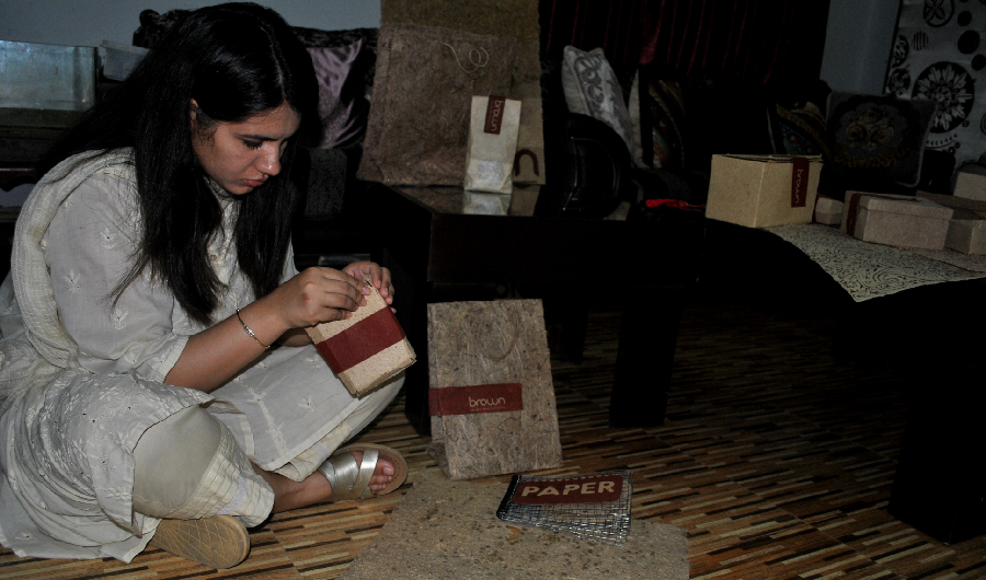 Maham Farid, a young graduate of Lahore’s National College of Arts, creates gift bags from organic tree pulp paper. 29 August, 2019 (AN Photo)
