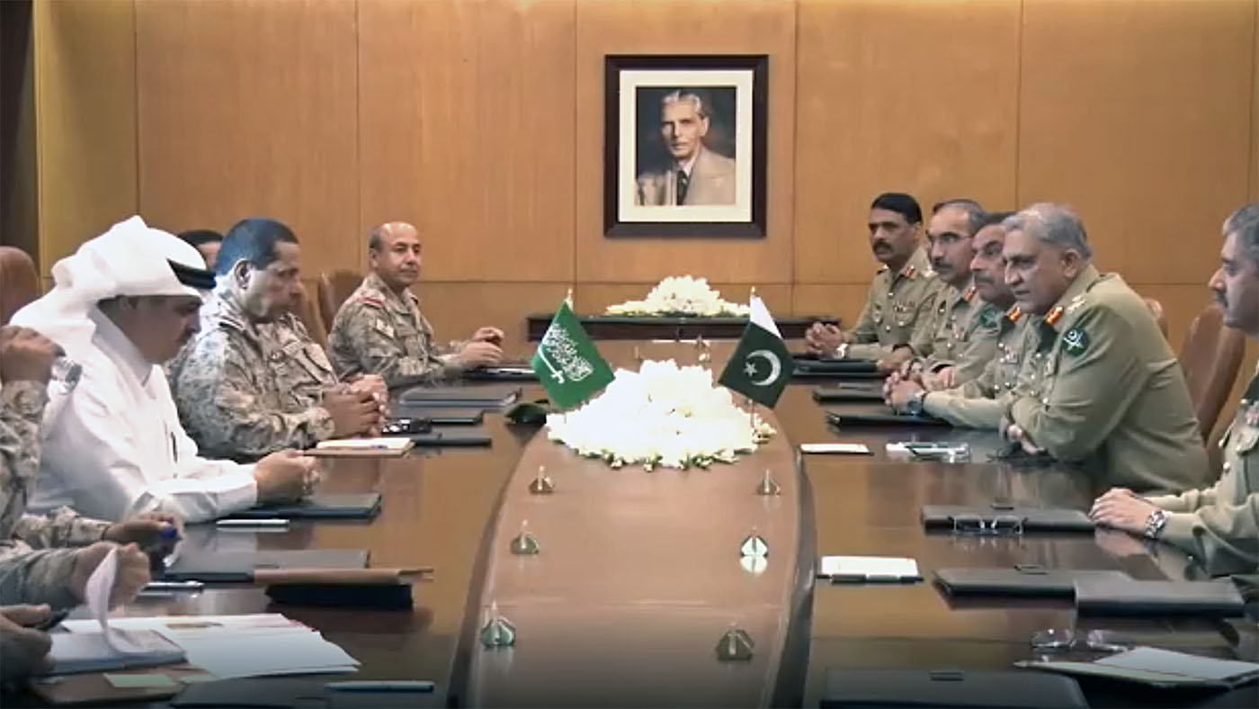 Lieutenant General Fahad Bin Abdullah Mohammad Al-Motair, Commander of the Royal Saudi Land Forces (RSLF), meets Pakistan’s Army Chief General Qamar Javed Bajwa in Rawalpindi on Sept. 30, 2019. (Photo courtesy: social media)