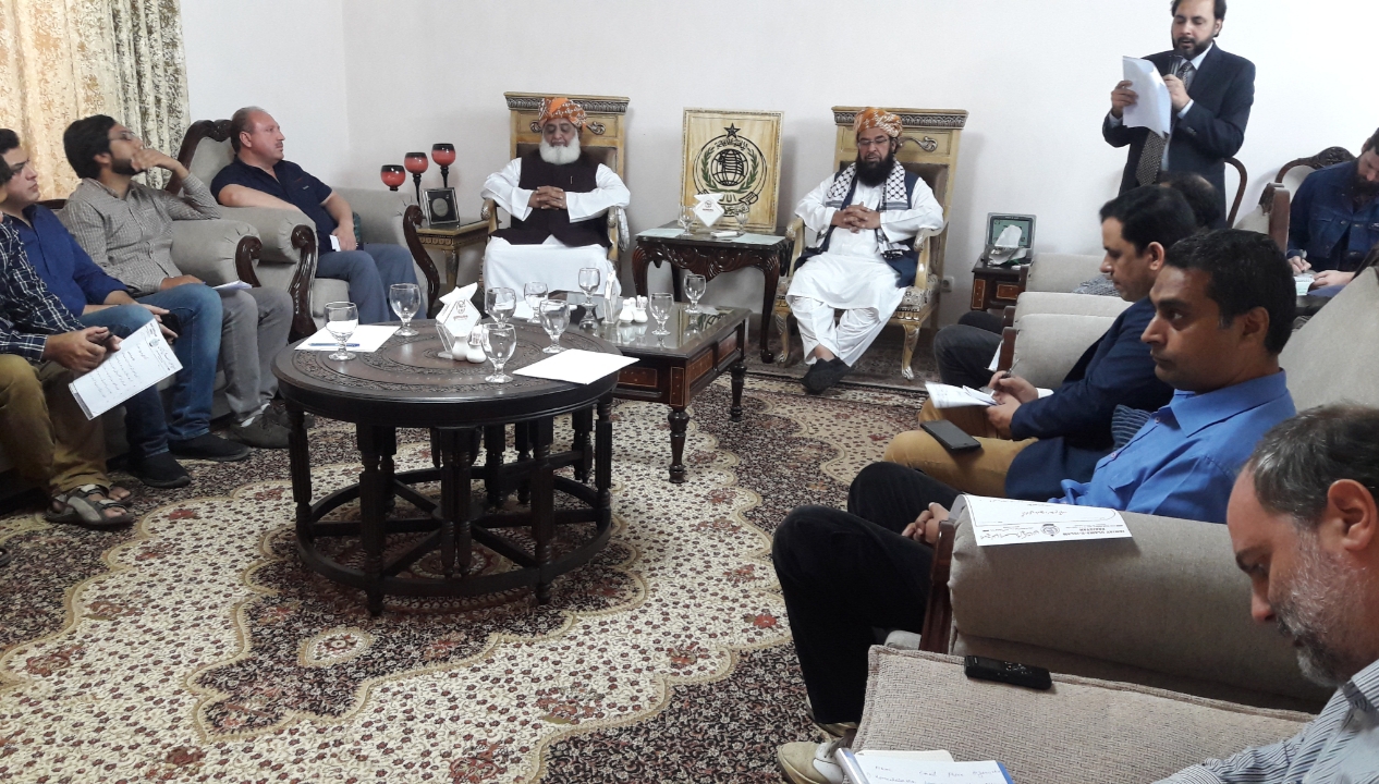 Jamiat Ulema-e-Islam (JUIF) chief Maulana Fazlur Rehman is talking to a select group of foreign media in Islamabad about his party's upcoming 'Azadi March' against Prime Minister Imran Khan and his government. (AN photo)
