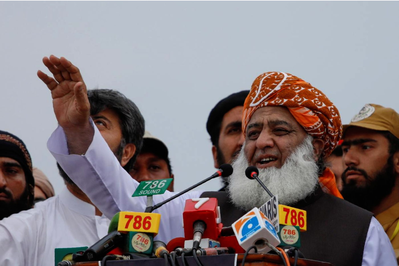 Fazal-ur Rehman, President of the religious and political party Jamiat Ulema-e-Islam - Fazal (JUI-F), speaks during a countrywide protest against the government of prime minister Imran Khan, in Peshawar, Pakistan July 24, 2019. (REUTERS/File photo)