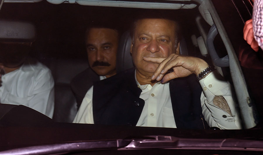 Pakistani former prime minister Nawaz Sharif (R) leaves the Kot Lakpat jail after his release in Lahore on March 27, 2019. (AFP/ File)