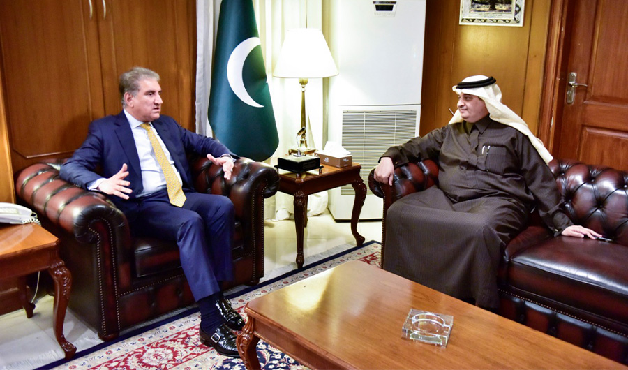 Saudi Ambassador Nawaf Saeed Al Malki met with Pakistani Foreign Minister Shah Mahmood Qureshi in Islamabad on Wednesday. (Photo Courtesy of Pakistan Foreign Office)