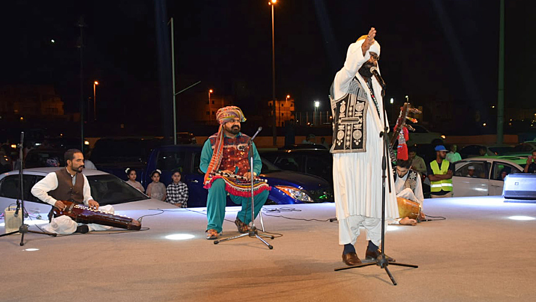 Pakistani folk artists captivated people in Jeddah during the golden jubilee celebrations of the Organization of Islamic Cooperation that began on November 26 and ended on Nov. 28, 2019. (AN Photo)