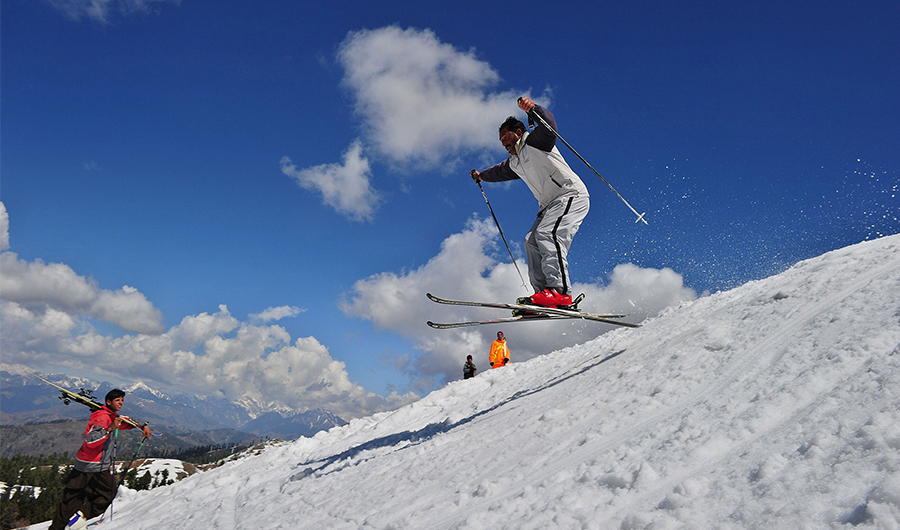 This picture taken on March 20, 2011 shows locals skiing on a mountain during a four-day skiing competition at the Malam Jabba resort, 300 kilometres (190 miles) northwest of the capital Islamabad in the Swat Valley. (AFP)