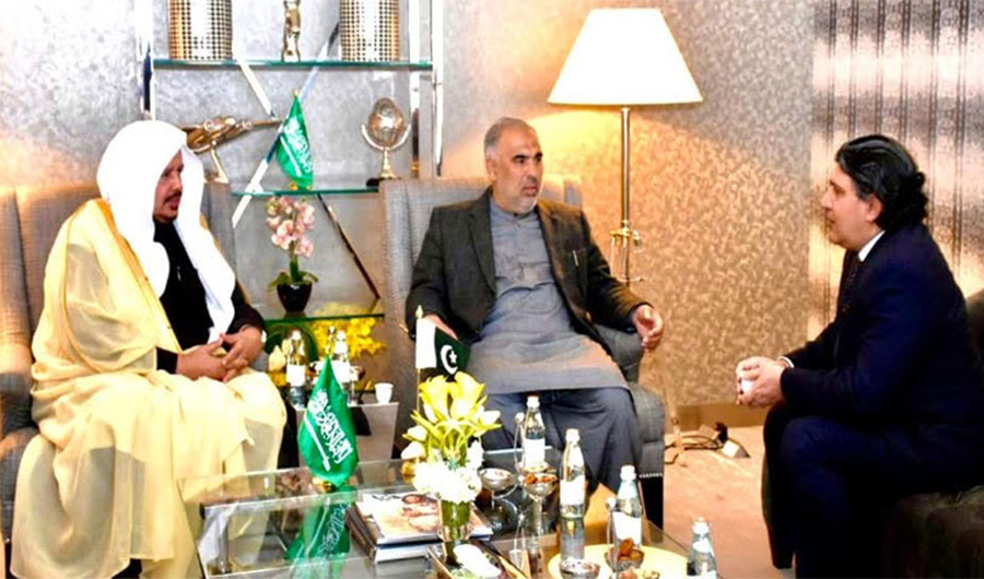 Pakistan’s National Assembly speaker Asad Qaiser meets Saudi Shoura Council Chairman Dr. Abdullah bin Mohammed Al-Sheikh in Riyadh, Saudi Arabia on Dec 23, 2019. (Photo Courtesy: PID)