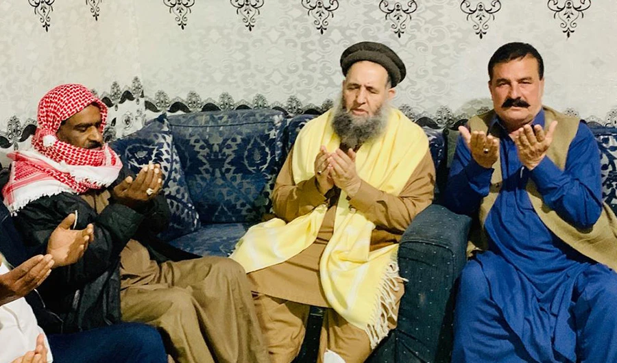 Religious Affairs Minister Noor-ul-Haq Qadri is in Karameh, Jordan, on Dec. 12, 2019, meeting with relatives of 13 Pakistani nationals who died in a fire at their makeshift housing on Dec. 2. (Photo courtesy: Ministry of Religious Affairs)
