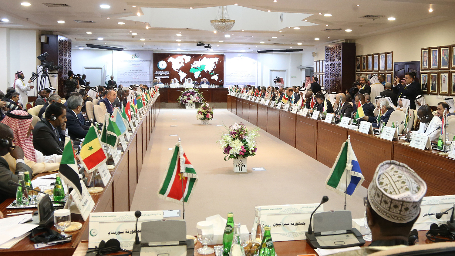 In this file photo, foreign ministers of the Organisation of Islamic Cooperation OIC meet in the Saudi capital Riyadh on Sept. 15, 2019. The Pakistan foreign office on Thursday commended the consistent support by the Organization of Islamic Cooperation (OIC) on the issue of Jammu and Kashmir. (AFP)
