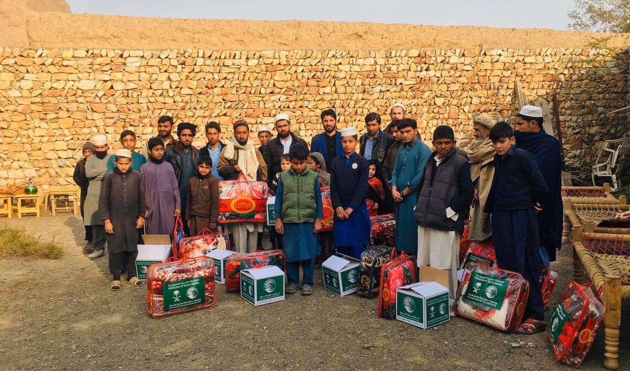KSRelief winter aid packages are distributed among residents of Khyber district, Khyber Pakhtunkhwa on Feb. 6, 2020. (Supplied)