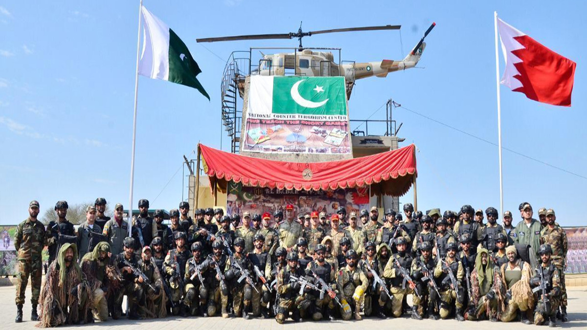 Members of the National Guard of Bahrain and Pakistan’s Special Service Group (SSG) pose for a photograph as they conclude a joint counterterrorism drill in Nowshera on Feb. 13, 2020. (Photo courtesy: ISPR)