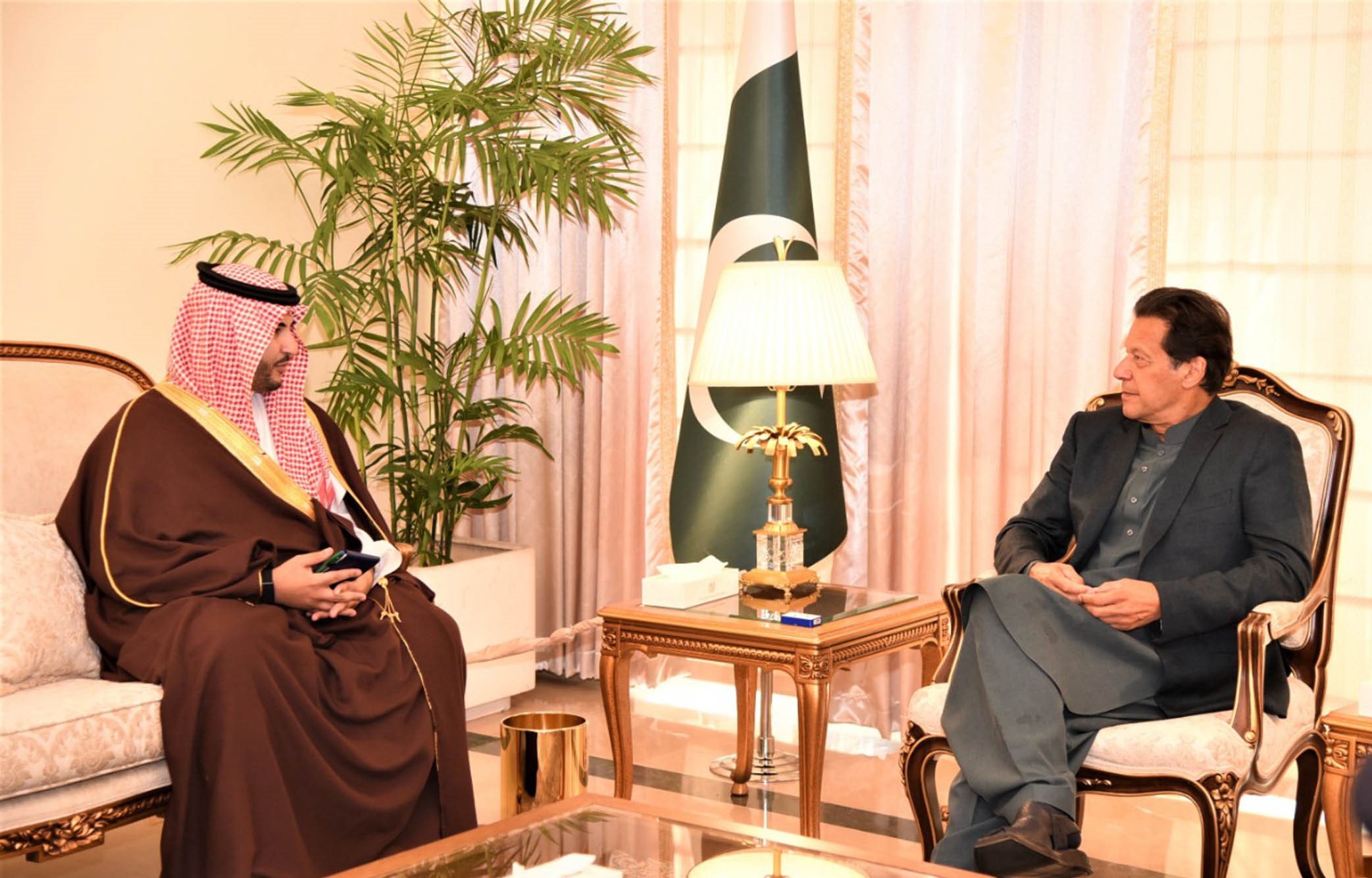 The Saudi Deputy Minister of Defense, Prince Khalid bin Salman bin Abdulaziz, called on Prime Minister Imran Khan at Islamabad on 2nd March, 2020. (PID Photo)