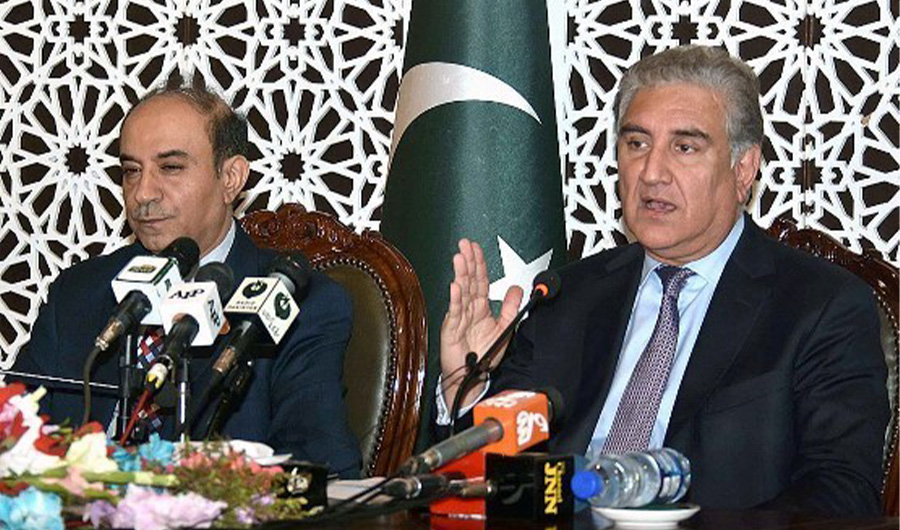 OIC Envoy Yousuf-Al-Dobeay and Foreign Minister Shah Mehmood Qureshi during a meeting on March 4 in Islamabad. (Photo courtesy: Foreign Office)